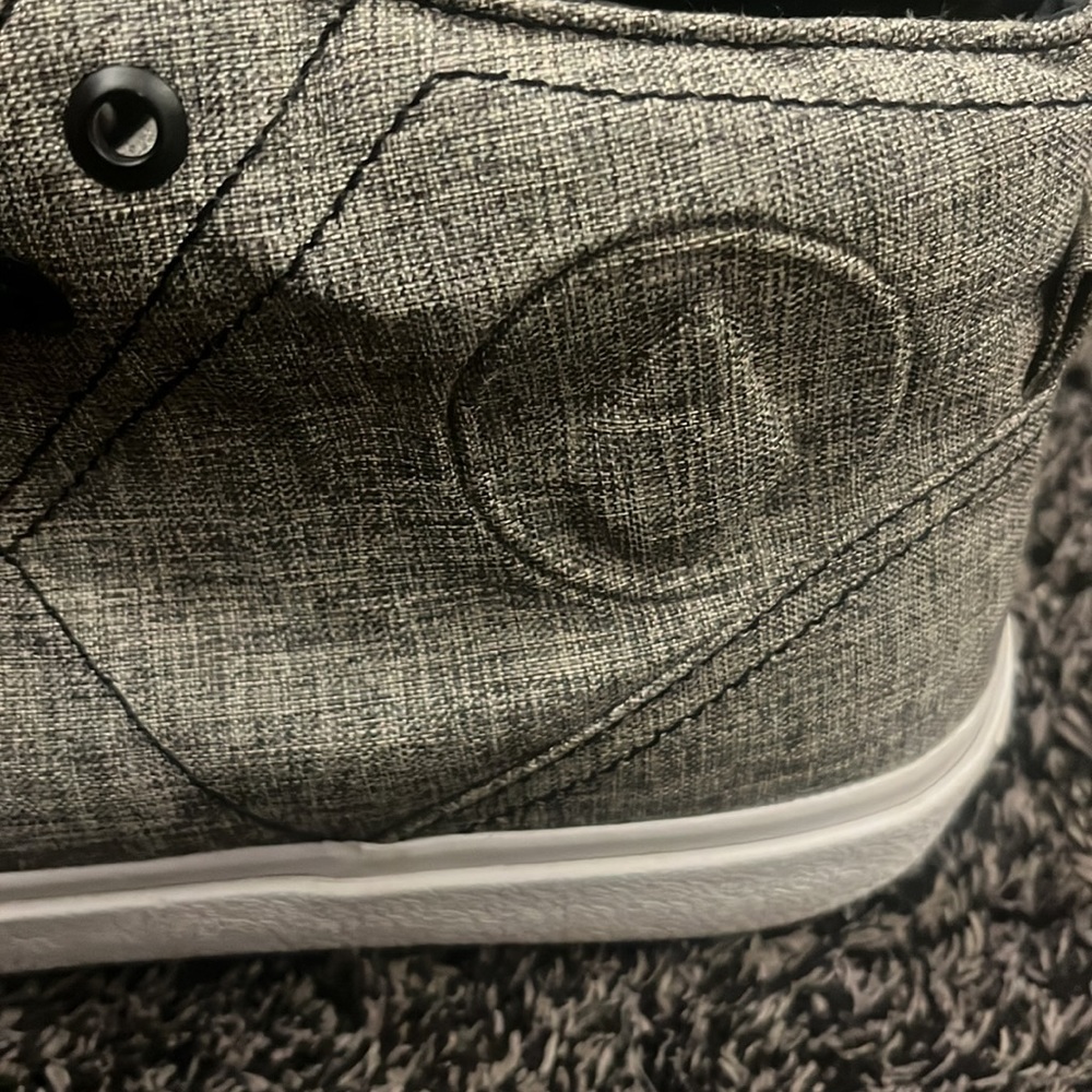 Volcom sneakers - Picture 3 of 11